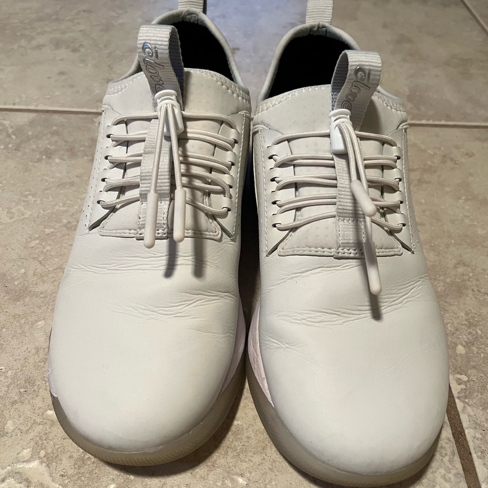 Clove nursing shoes